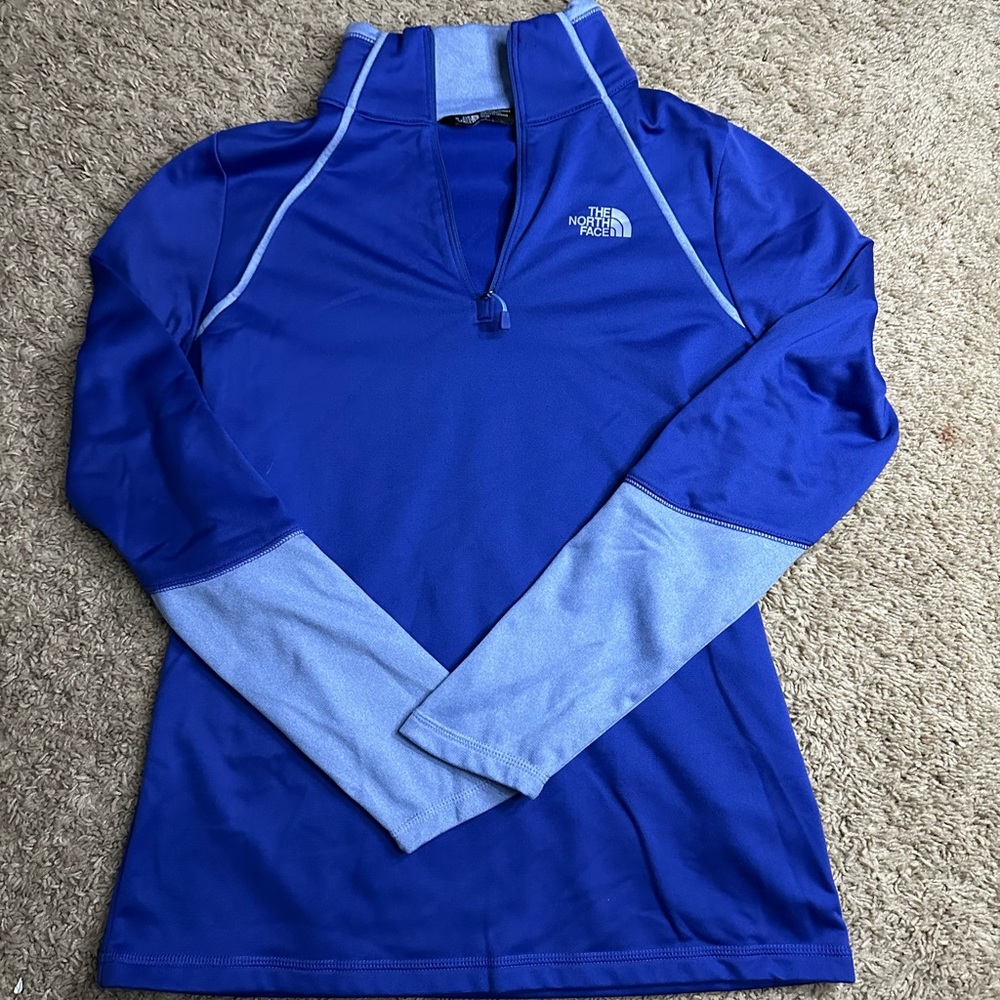 North Face Women’s Pullover Sweater